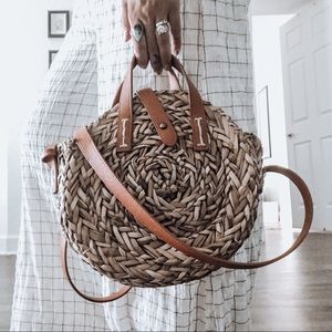 Straw Circle Crossbody Bag